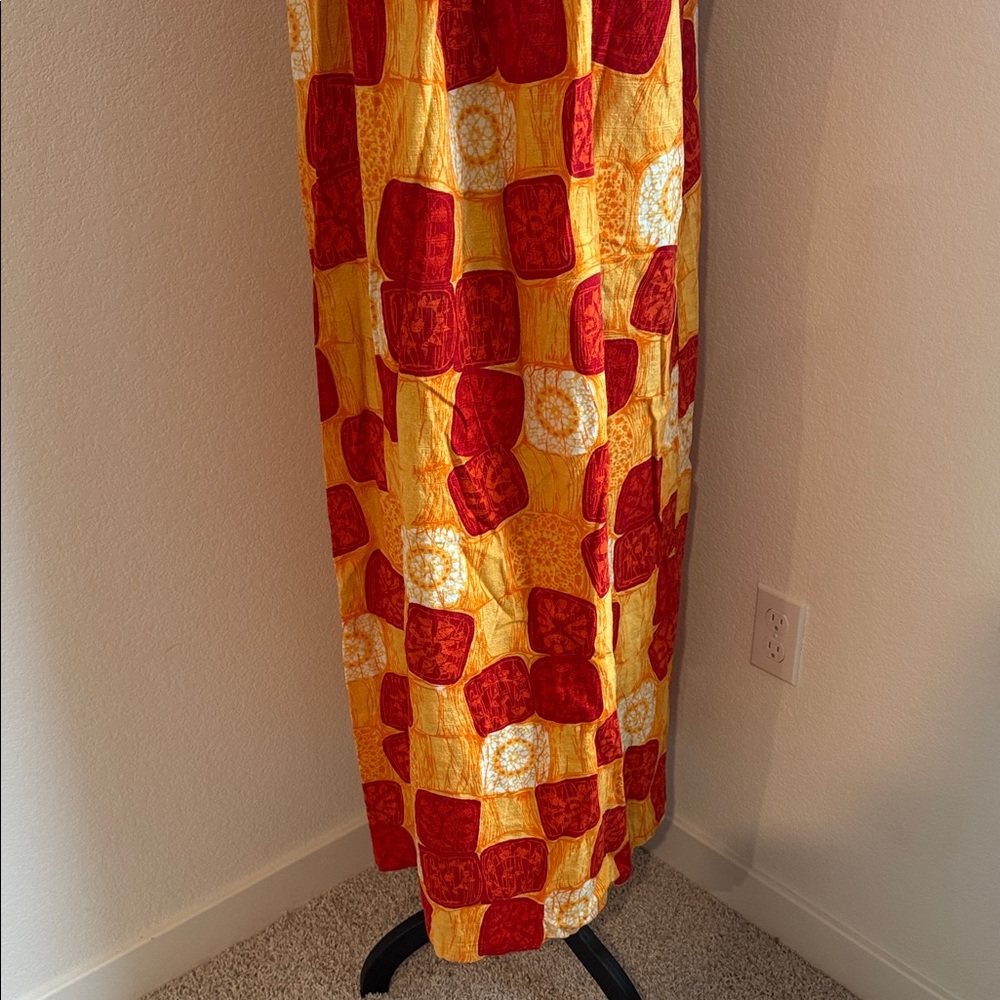 Vintage Made in Hawaii Elegant Red and Yellow Patchwork Maxi Dress - Picture 11 of 11